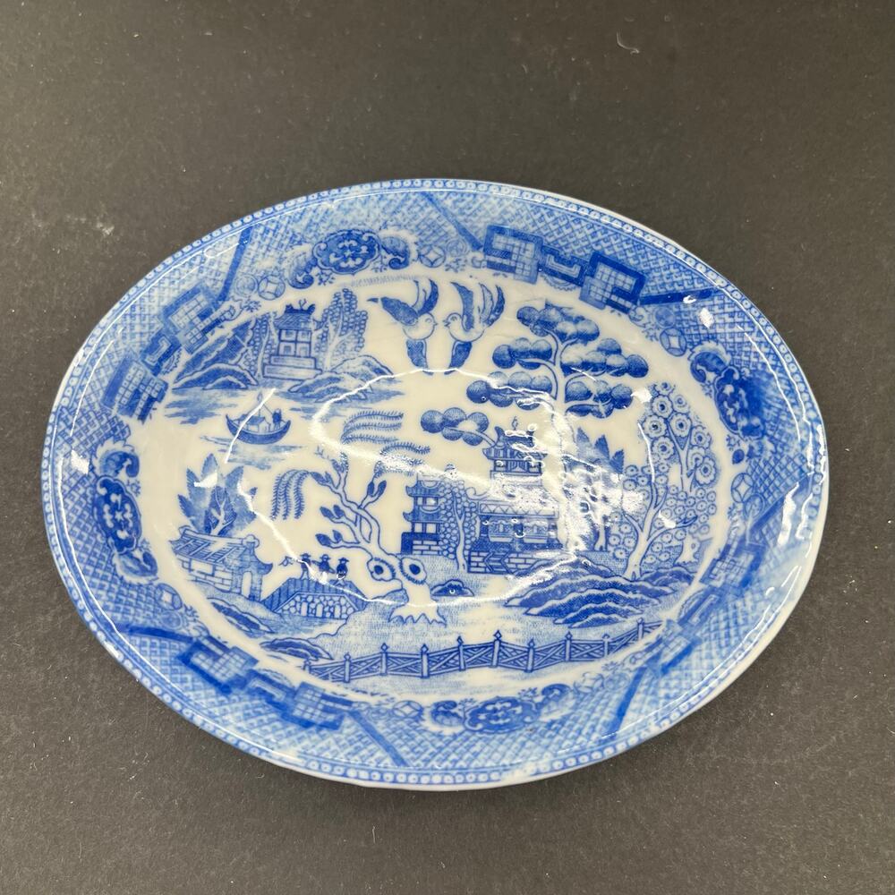 Vintage Japan Child’s blue willow porcelain play set plates - Picture 6 of 6